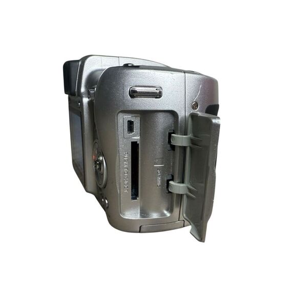 Kodak EasyShare Digital Camera Z710 Silver 7.1 MP 10X Zoom with Bag TESTED - Picture 6 of 8